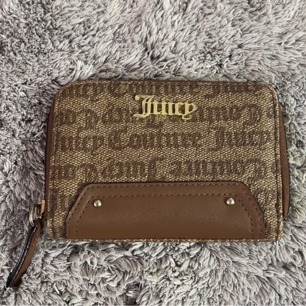 Juicy Couture Brown and Gold Logo Zip Card Case